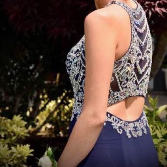 Prom Dress - Picture 4 of 8